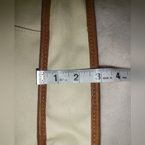 NWOT ah dorned handbag with adjustable pink guitar strap - Picture 7 of 11